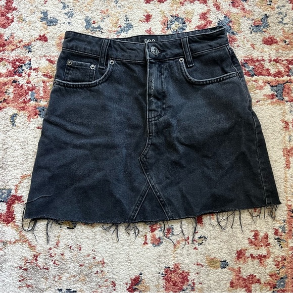 BDG Black denim jean skirt - Picture 2 of 5
